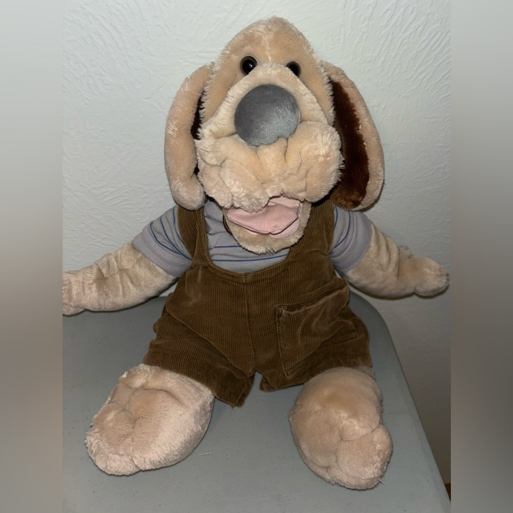 Wrinkles Plush Dog Hand Puppet Ganz Vintage 80's Light Brown